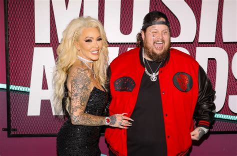 7 Things to Know About Jelly Roll’s Wife Bunnie XO